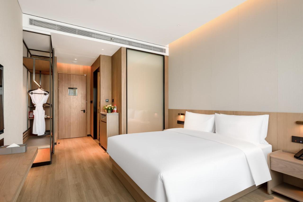 The Coli Hotel Jinan Exterior photo